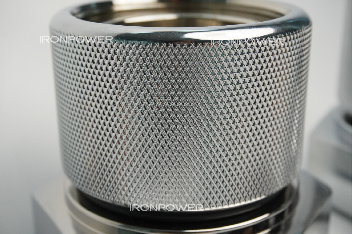 BC100 Competition Barbell Collars - Image 3