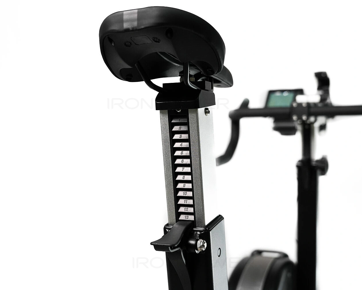 CD103 AirX Bike Erg - Image 4